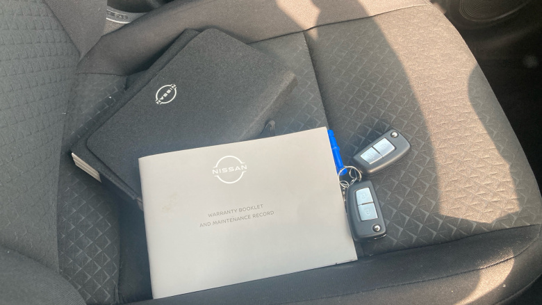 Nissan Juke 1.0 DiG-T 114 Acenta 5dr Petrol Hatchback